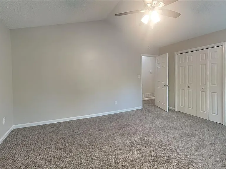 59 Wendy Way — Photo 6