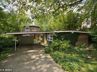 1009 Kennedy St, Falls Church, VA 22046
