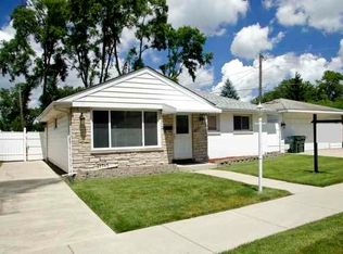 8601 Riverside Ave, Brookfield, IL 60513