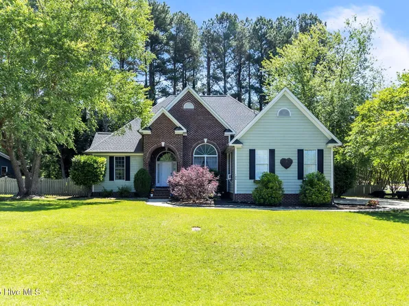 186 Stone Cross Drive, Spring Lake, NC 28390