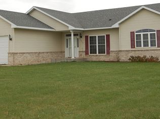 31213 297th St, Worthington, MN 56187