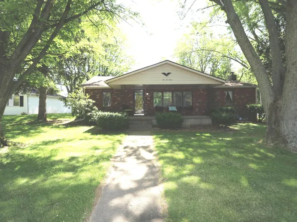 507 N Walnut St, Veedersburg, IN 47987