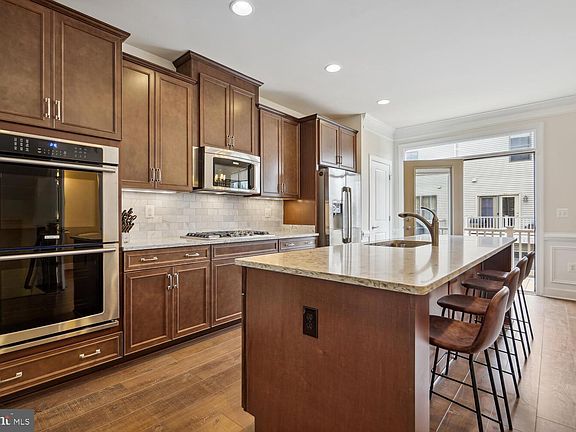 3rd image of 3751 Signal Knob Ct
