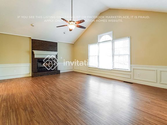 2nd image of 1808 Yorkshire Dr