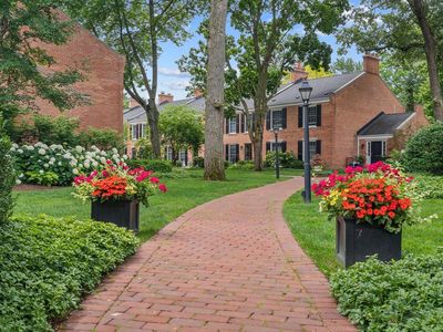 813 Westerfield Dr, Wilmette, IL, 60091