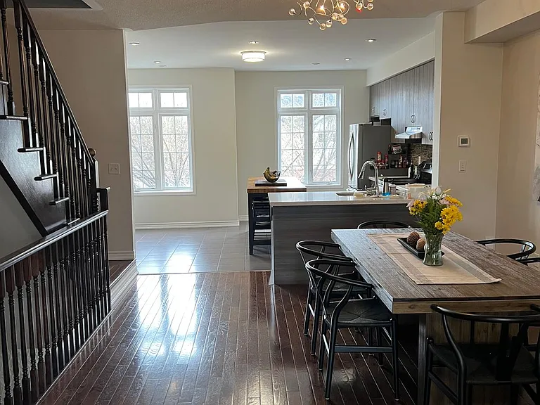 1129 Haig Blvd #5 — Photo 7