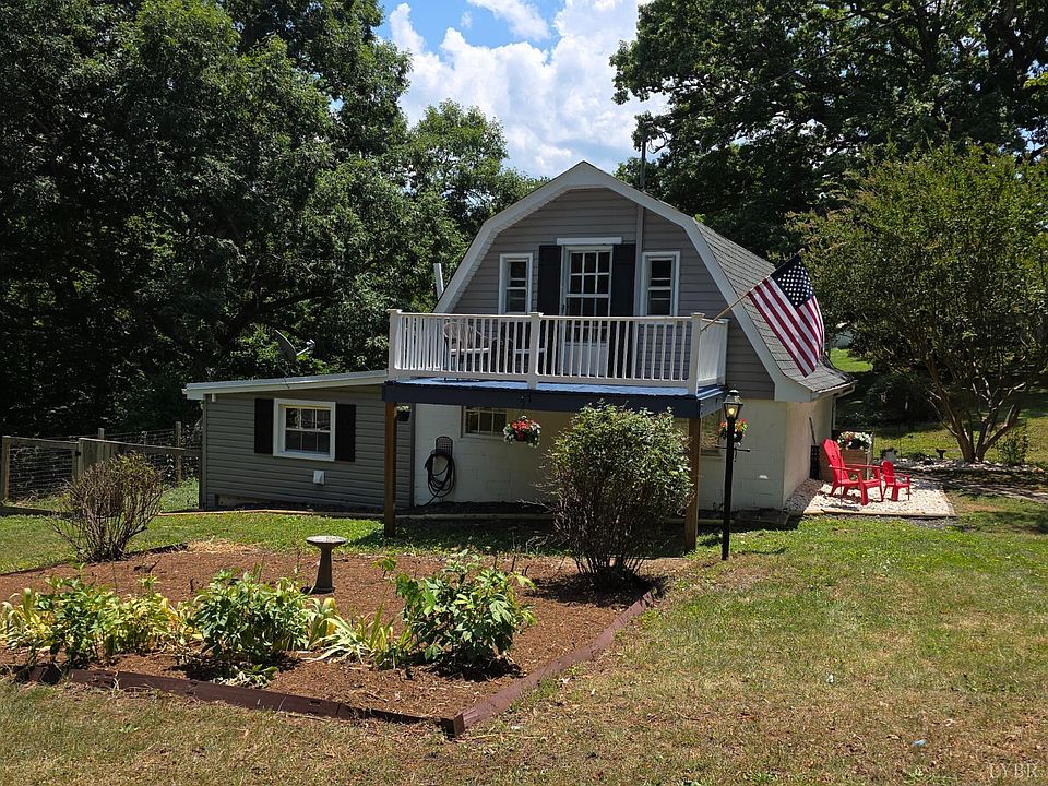 1st image of 383 Pinecrest Dr