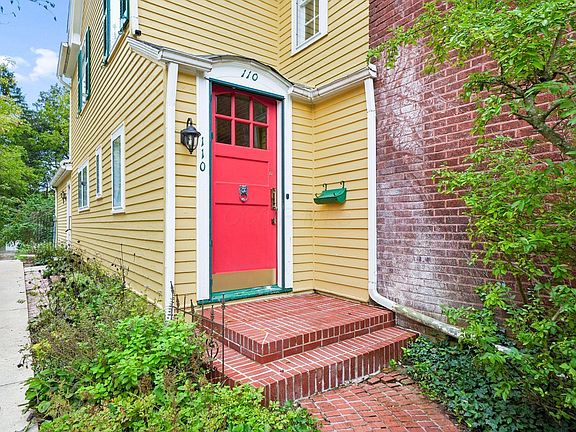 2nd image of 110 Griswold St