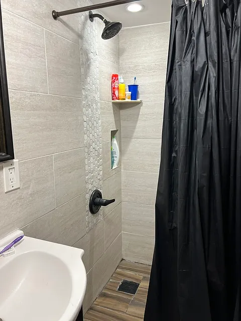 1 bed, 600 sqft, $1,600 — Photo 2