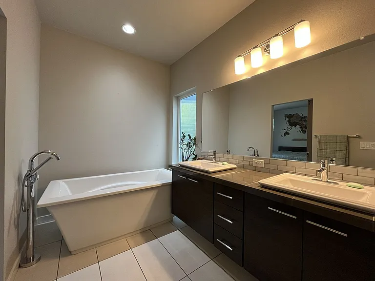 11393 SW Barber St — Photo 31