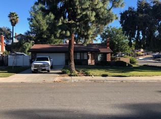 1142 Crestsprings Ln, Riverside, CA 92506