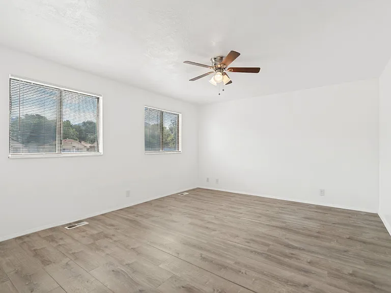 2314 S 700 E — Photo 8