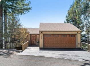 1889 Manzanita Dr, Oakland, CA 94611