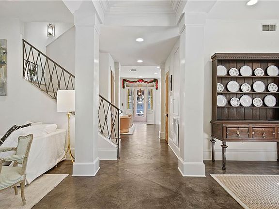 4th image of 19 Cypress Rd