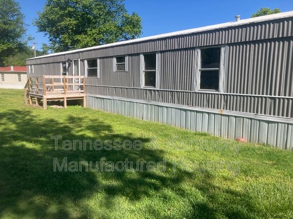 300 Hillsdale Estates Ln