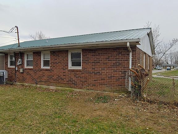 4th image of 417 Larkwood Dr