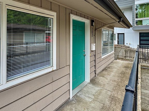 2nd image of 2815 S Alaska St APT 202