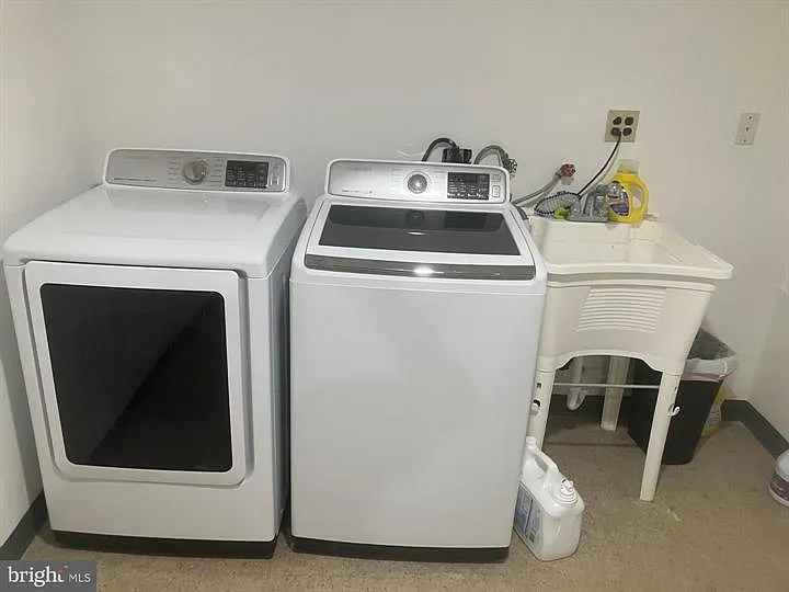 Full Size Washer & Dryer