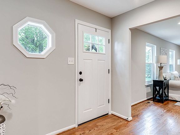2nd image of 12628 Glenbrooke Woods Dr