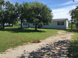 471 Mesa Ridge Dr, Decatur, TX 76234