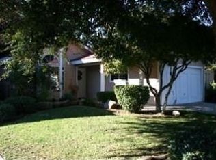 6035 N Mitre Ave, Fresno, CA 93722