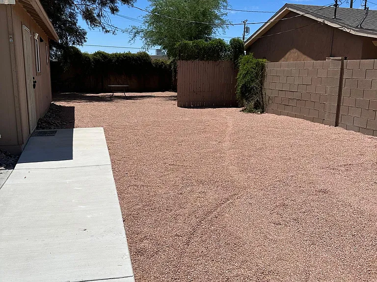 2939 E Campo Bello Dr — Photo 9