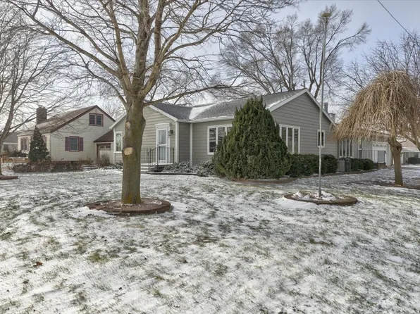 802 S Main St, Woodward, IA 50276