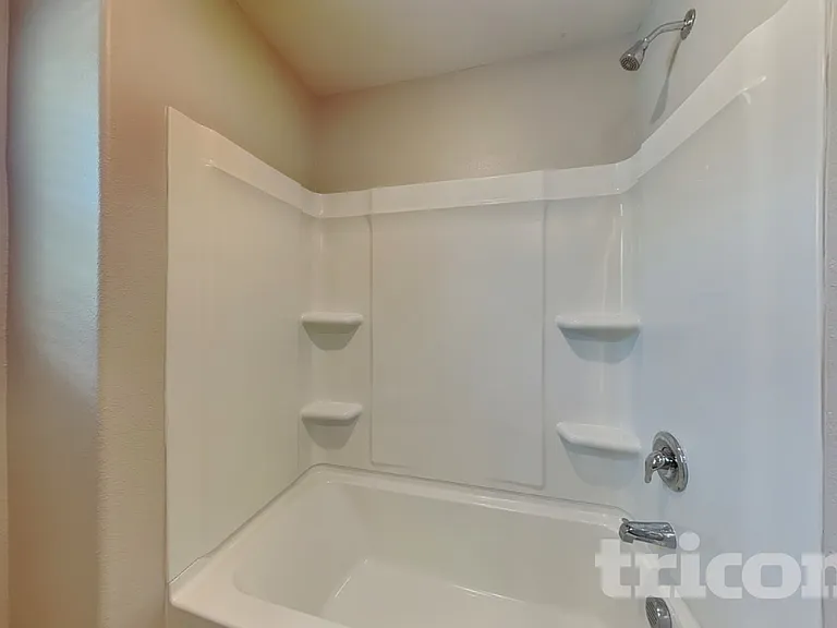 10 Parkers Gate Dr — Photo 18