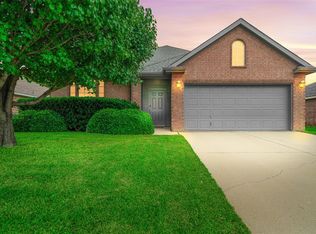 11931 Arbor Lake Rd, Rhome, TX 76078