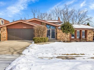 18017 Marlin Ln, Homewood, IL 60430