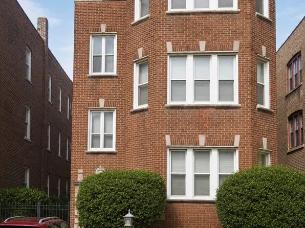 8828 S Dante Ave, Chicago, IL 60619
