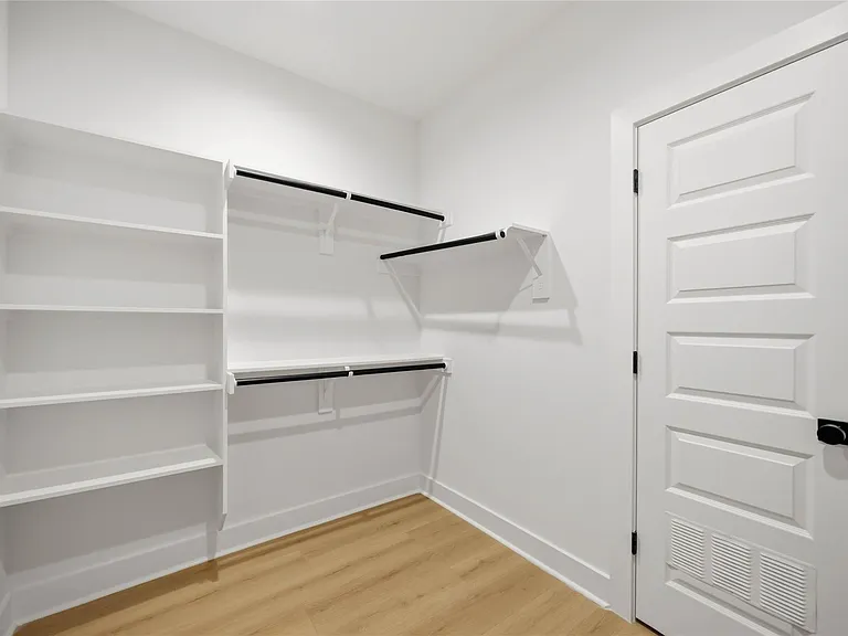 8210 Lawler St #A — Photo 25