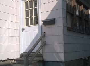 114 Kossuth St, Hartford, WI 53027