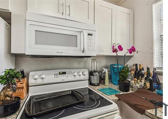 4th image of 2622 E 27th Ave