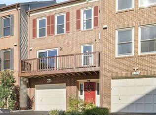 6540 River Tweed Ln, Alexandria, VA 22312