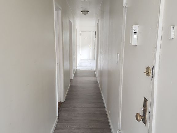 3rd image of 129 Saratoga Ave Fl 2