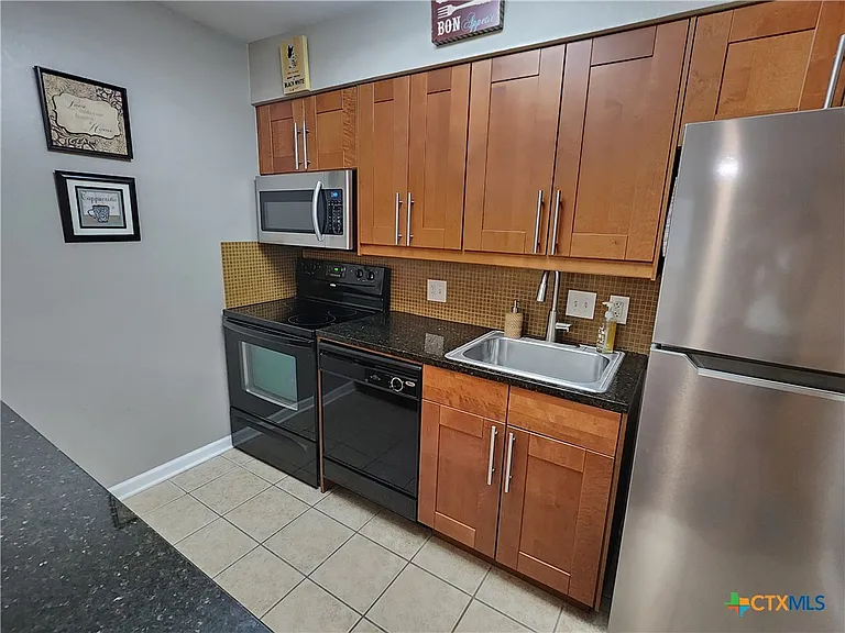 7685 Northcross Dr #308 — Photo 7