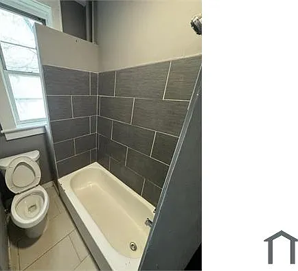 717 Arlington Ave #2C — Photo 5