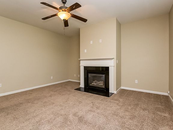 5th image of 2550 Freemont St