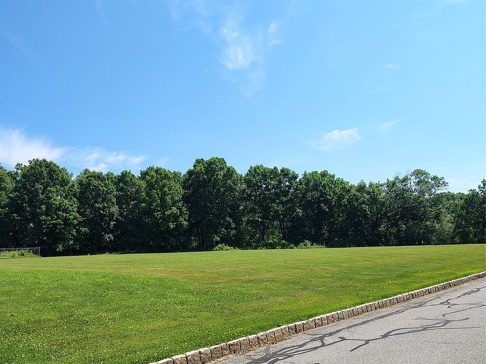 1st image of Victoria Drive