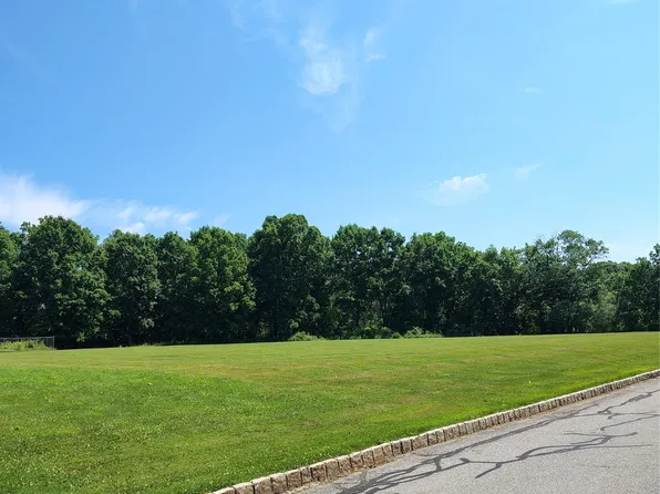 Victoria Drive, Blooming Grove, NY 10914