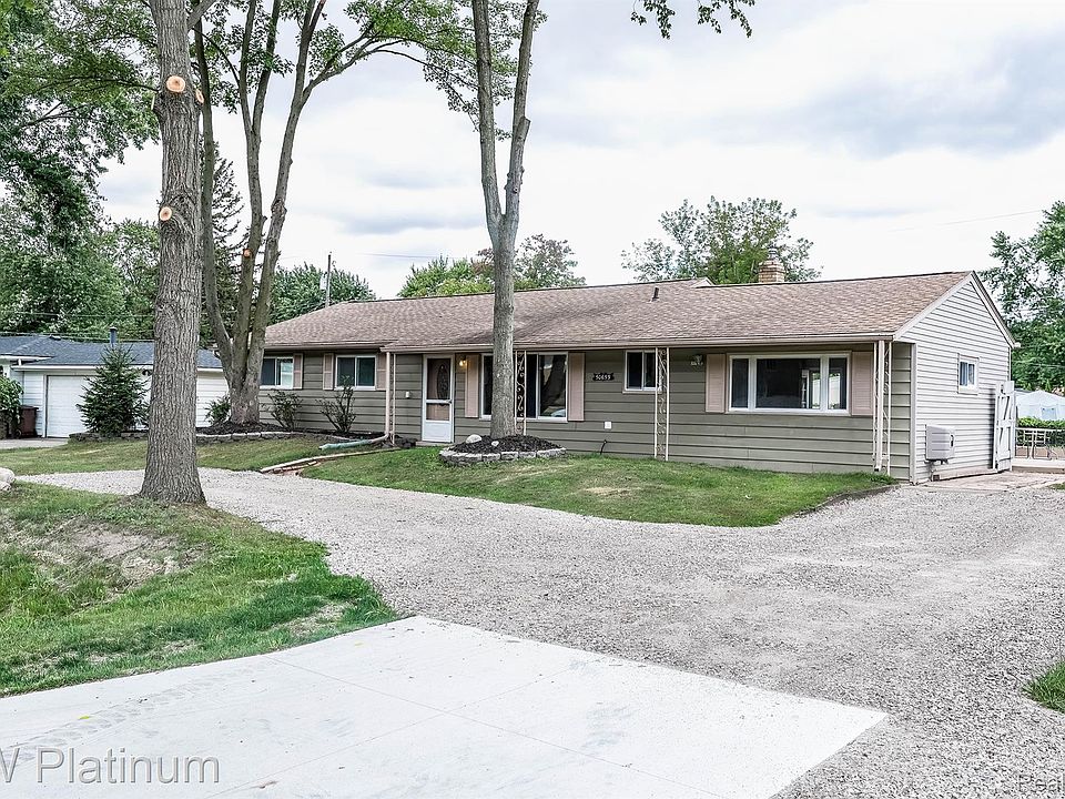 1st image of 50659 Dartmoor Dr