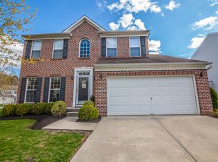 22 Wood Lark Dr, Mount Laurel, NJ 08054