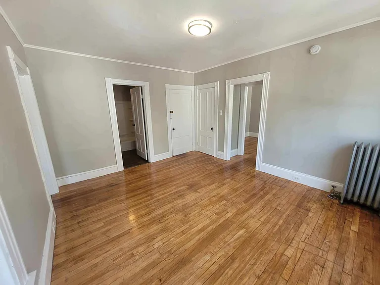 51 Ash St #1 — Photo 7