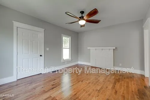317 Peak St Photo 1