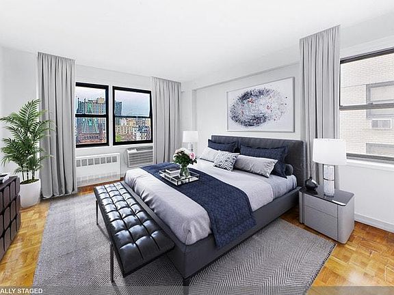 4th image of 200 E 15th St APT 2D