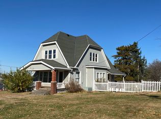 509 W 6th St, Grant city, MO 64456