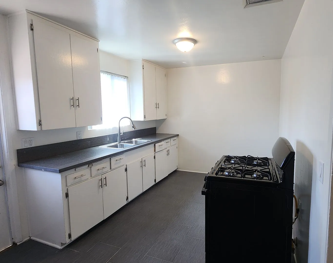 700 N. Ojai Road, Santa Paula, CA 93060 — Photo 2