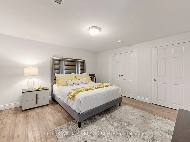 185 Newton St #LOWER — Photo 17