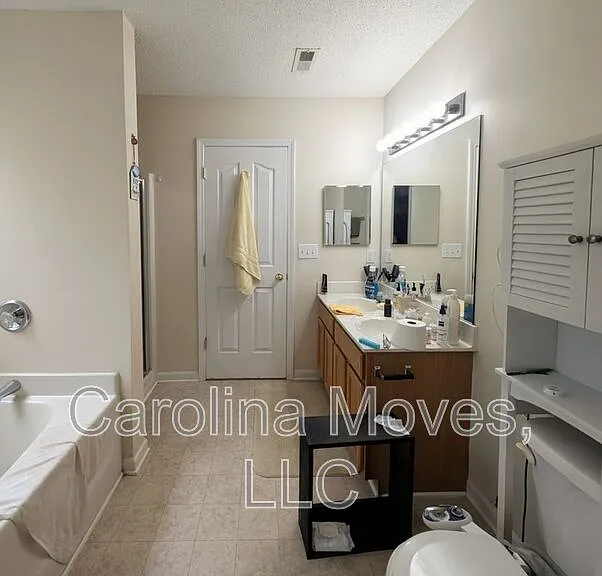 518 Grafton Ct — Photo 13